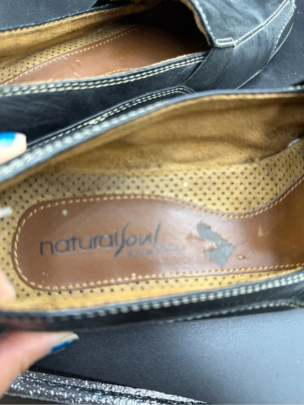 Natural soul by Naturalizer black shoes size 8